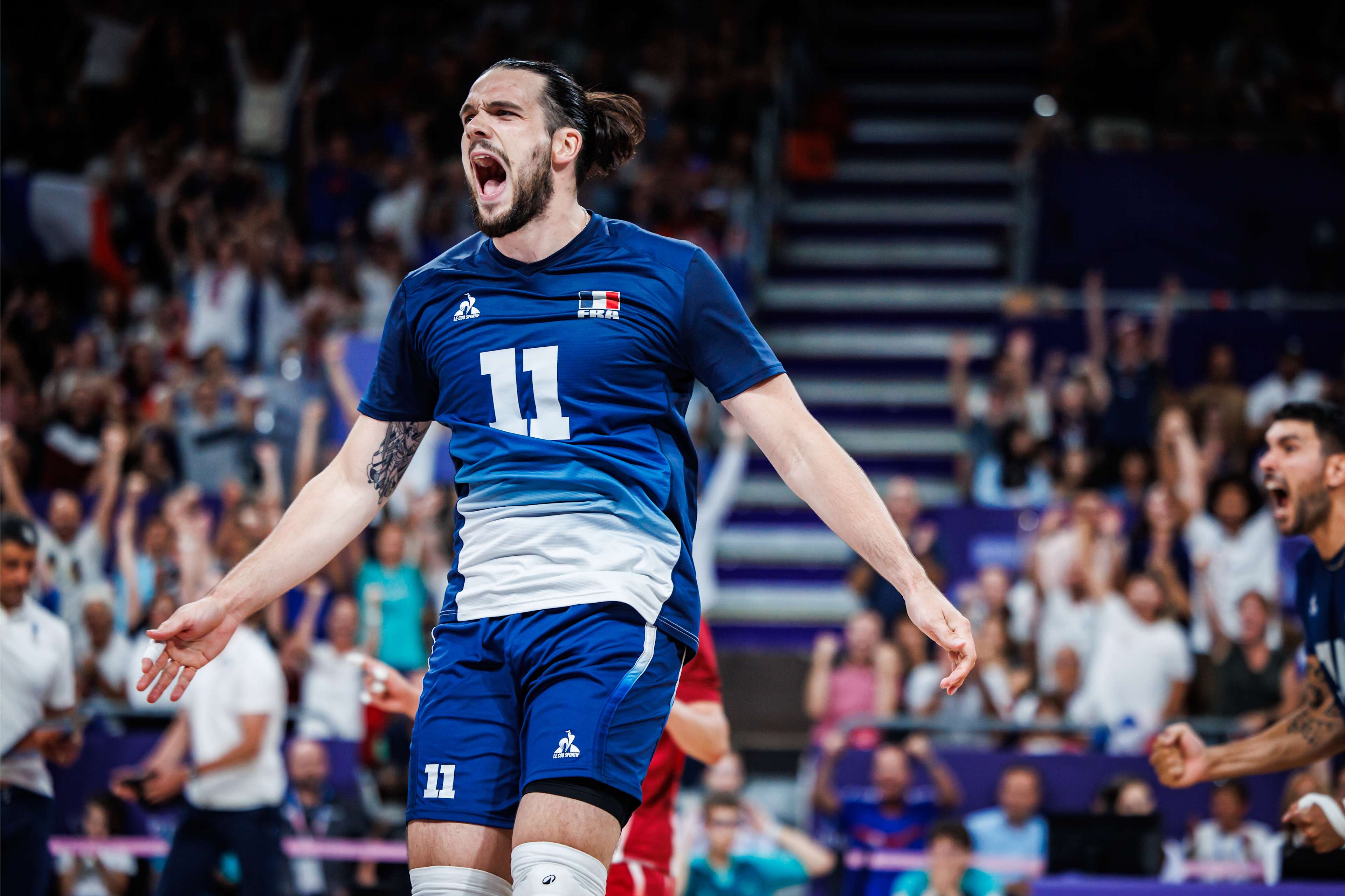 开云体育官方网址-德国杯倒计时,里昂清晨伤情更新,细节引发关注,压力陡增,临场指挥获称赞(丢失msvcp1401dll)